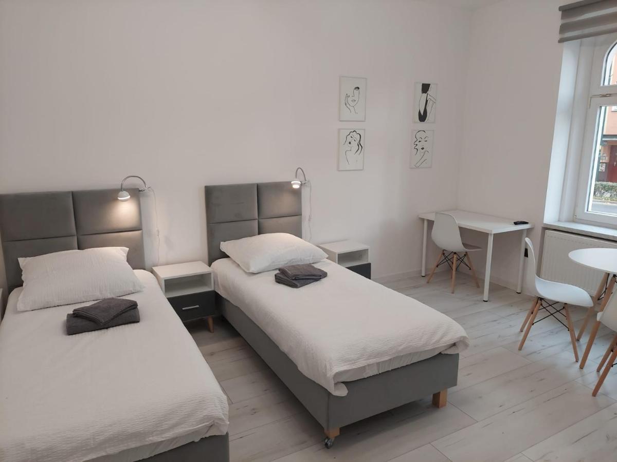 Apartament Na Weekend シュフィドニツァ エクステリア 写真