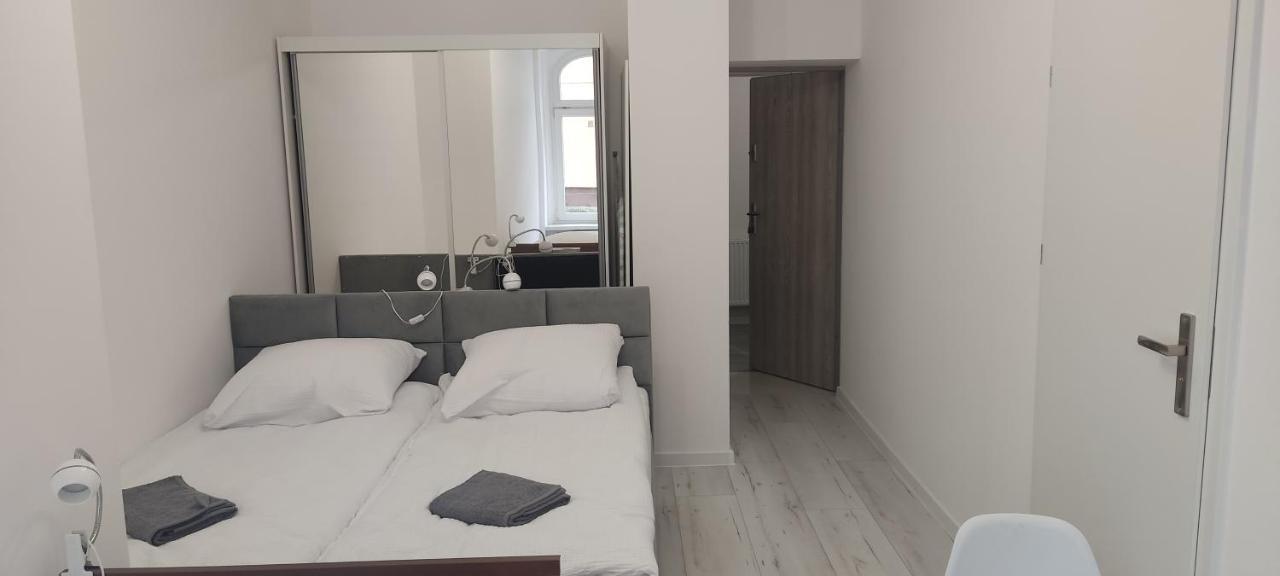 Apartament Na Weekend シュフィドニツァ エクステリア 写真
